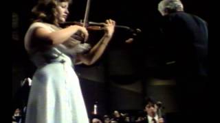 Karajan y ASMutterRehearsal and performance Beethoven Violin Concierto [upl. by Xela720]