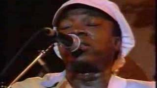 MILTON NASCIMENTO  NOS BAILES DA VIDA [upl. by Anivlac]