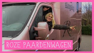 Exclusieve tour door de roze paardenwagen  PaardenpraatTV [upl. by Anitsyrhc]