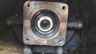 1995 Bobcat 753 Drive Motor Rebuild  Part 1 [upl. by Narine963]