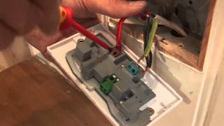 How To Wire Wall Sockets [upl. by Jobie267]