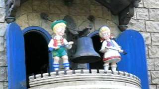 Cuckoo Clock Biergarten Germany Epcot [upl. by Anirrak]